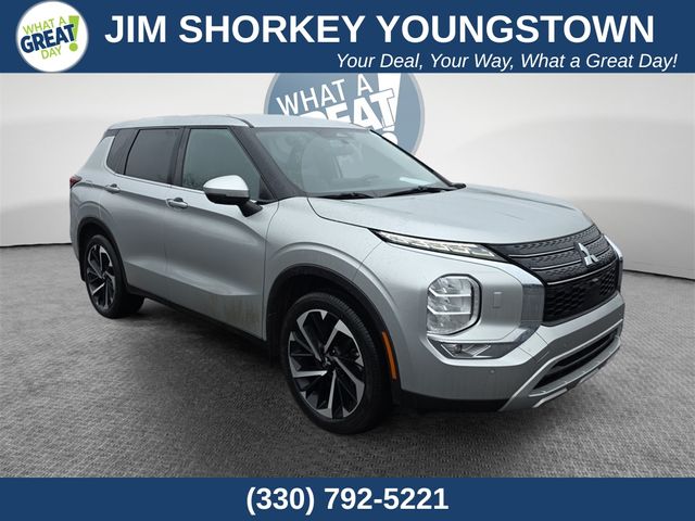 2022 Mitsubishi Outlander SE