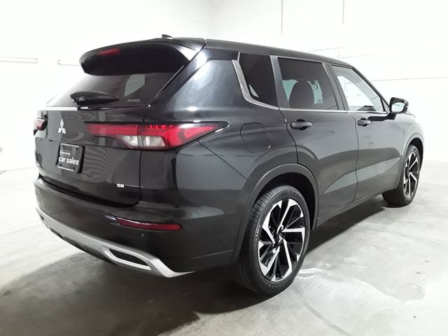 2022 Mitsubishi Outlander 