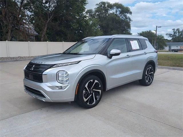 2022 Mitsubishi Outlander SEL Launch Edition