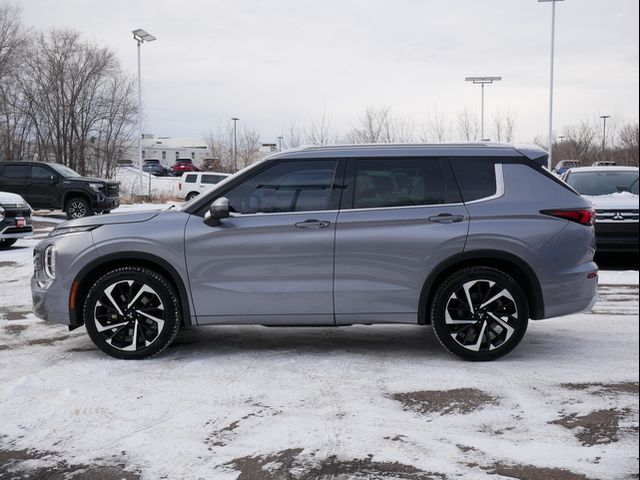 2022 Mitsubishi Outlander SEL