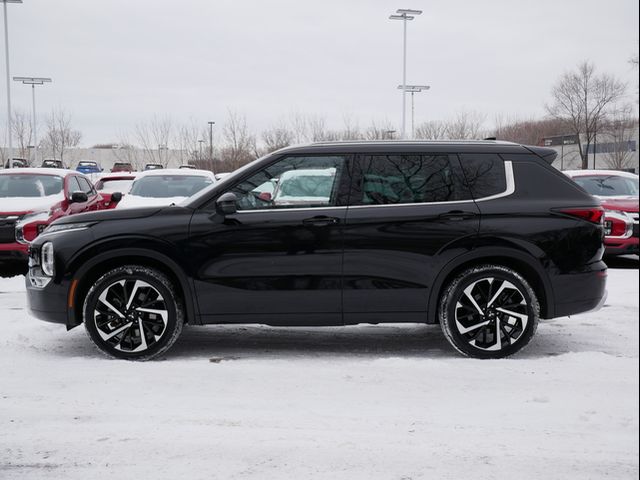 2022 Mitsubishi Outlander SEL