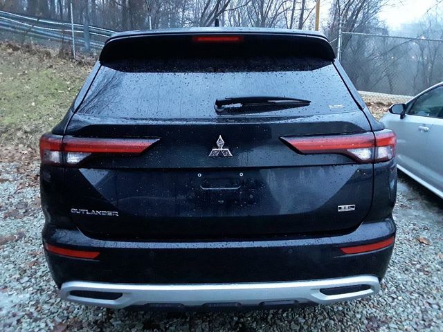 2022 Mitsubishi Outlander 