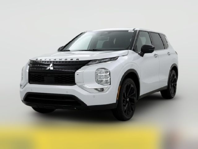 2022 Mitsubishi Outlander Black Edition