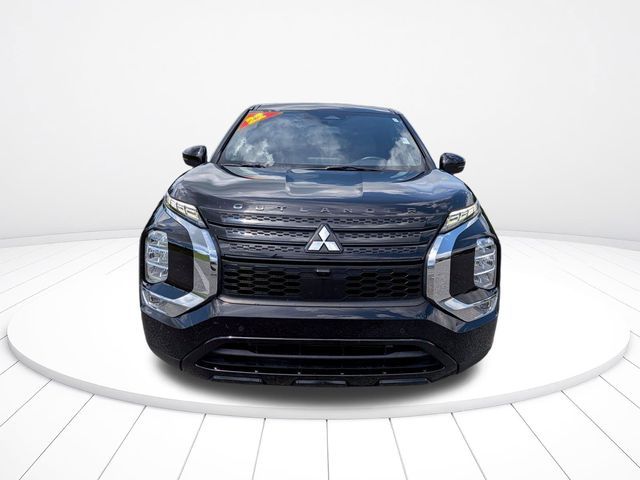 2022 Mitsubishi Outlander Black Edition