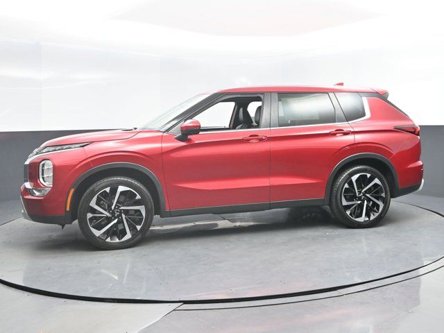2022 Mitsubishi Outlander Black Edition