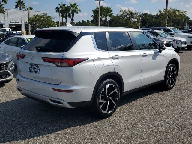 2022 Mitsubishi Outlander Black Edition