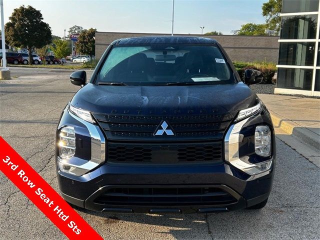 2022 Mitsubishi Outlander Black Edition