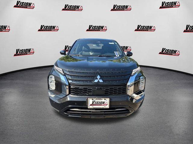 2022 Mitsubishi Outlander 
