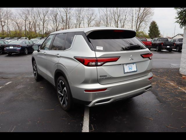 2022 Mitsubishi Outlander SE Launch Edition