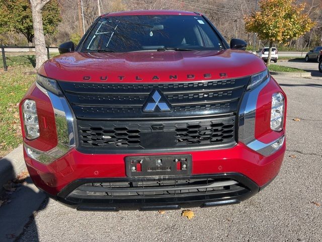 2022 Mitsubishi Outlander Black Edition