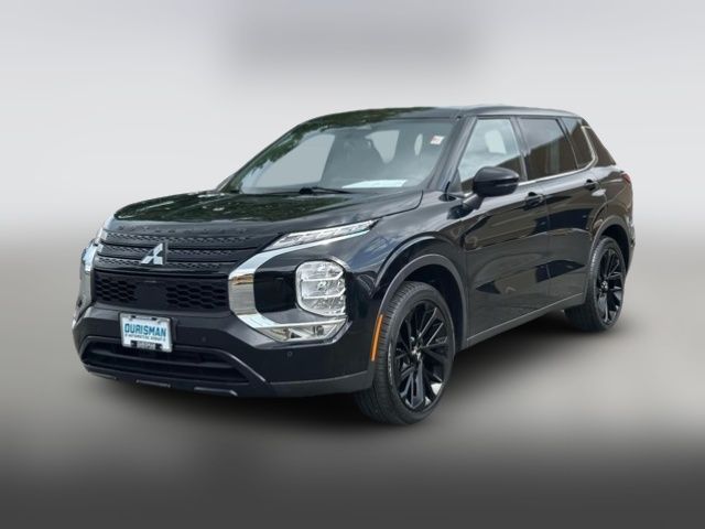 2022 Mitsubishi Outlander Black Edition