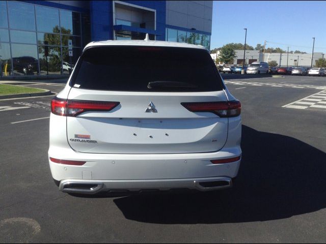 2022 Mitsubishi Outlander Black Edition