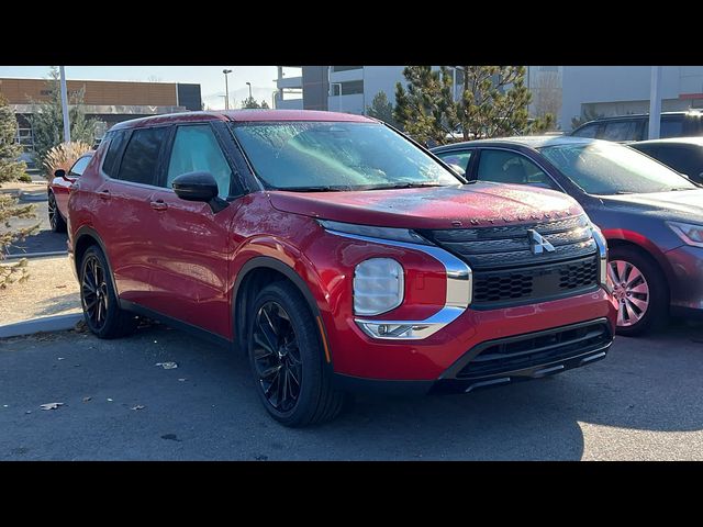 2022 Mitsubishi Outlander Black Edition