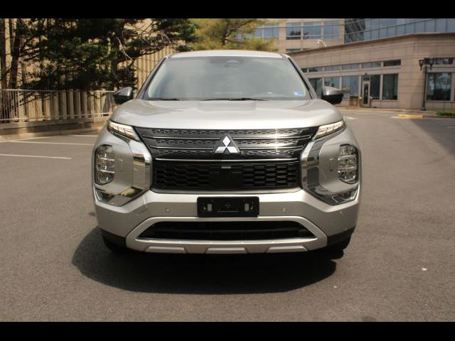 2022 Mitsubishi Outlander Black Edition