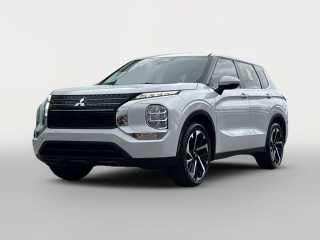 2022 Mitsubishi Outlander ES