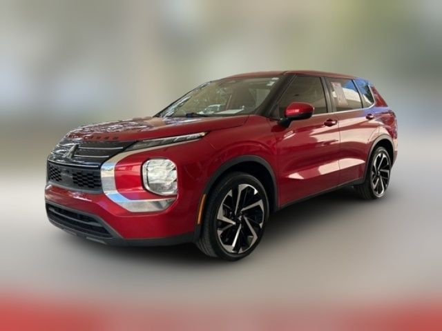 2022 Mitsubishi Outlander ES