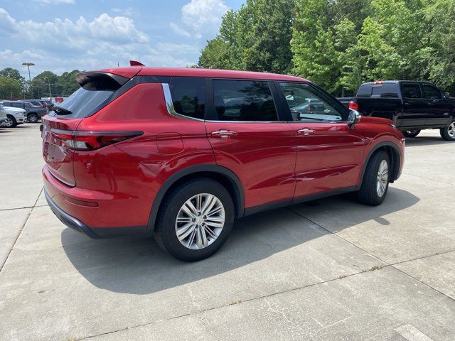 2022 Mitsubishi Outlander ES