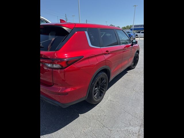 2022 Mitsubishi Outlander ES