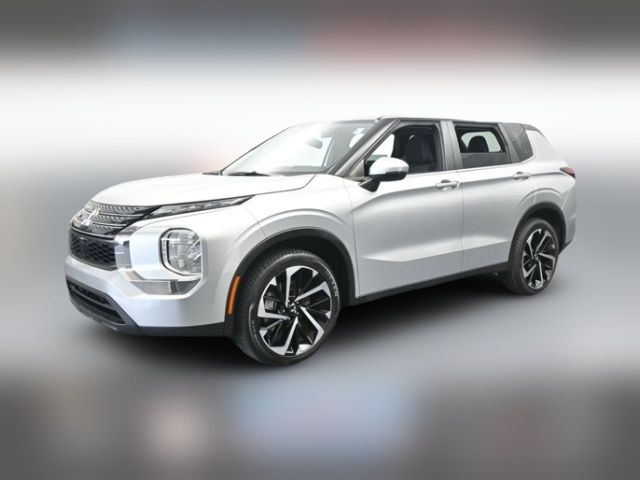 2022 Mitsubishi Outlander ES