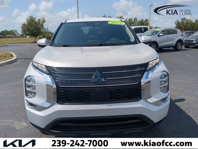 2022 Mitsubishi Outlander ES