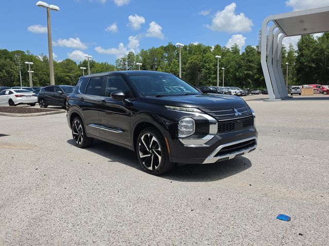 2022 Mitsubishi Outlander ES