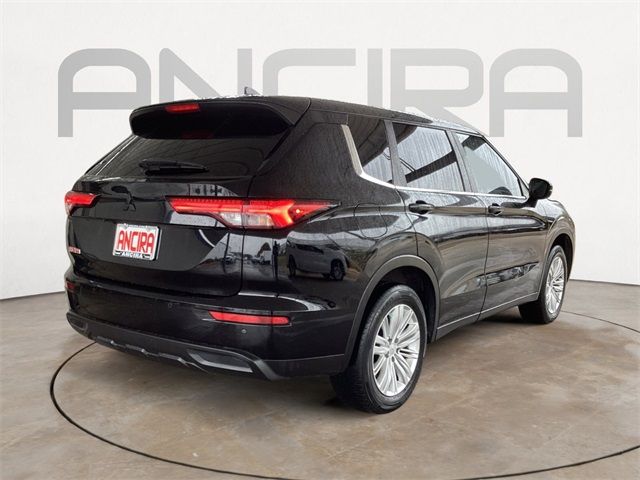 2022 Mitsubishi Outlander ES