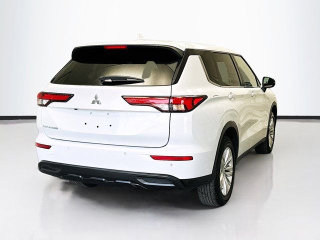 2022 Mitsubishi Outlander ES