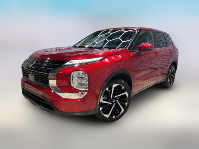 2022 Mitsubishi Outlander ES