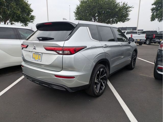 2022 Mitsubishi Outlander ES