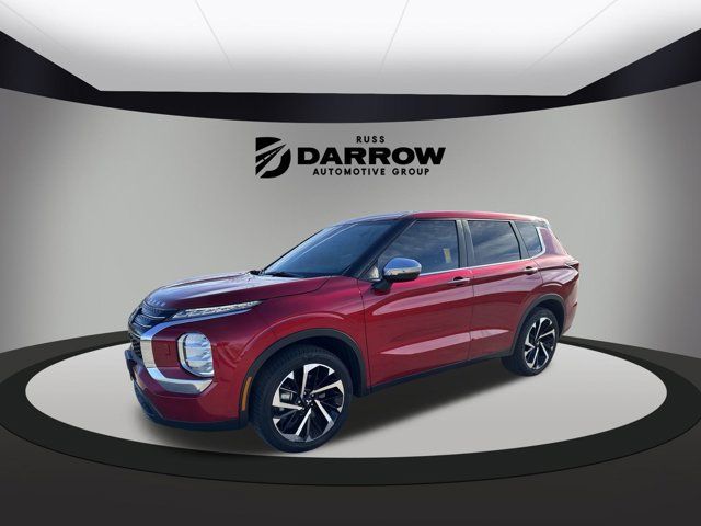 2022 Mitsubishi Outlander ES