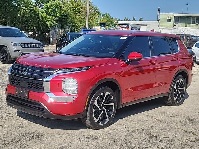 2022 Mitsubishi Outlander ES