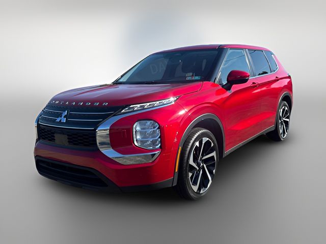 2022 Mitsubishi Outlander ES
