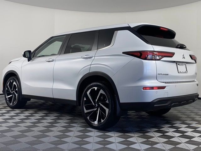 2022 Mitsubishi Outlander ES