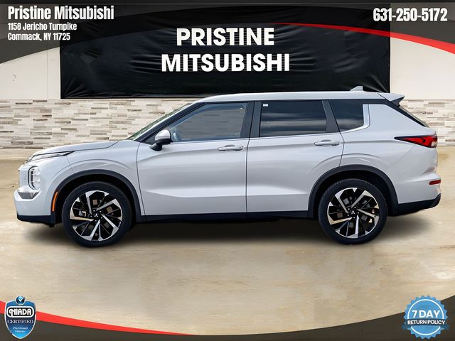 2022 Mitsubishi Outlander ES