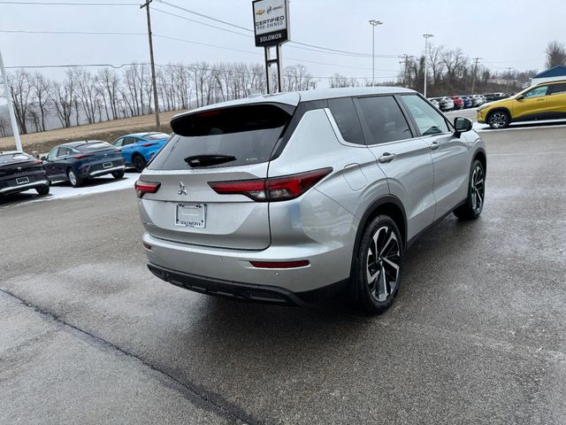 2022 Mitsubishi Outlander ES