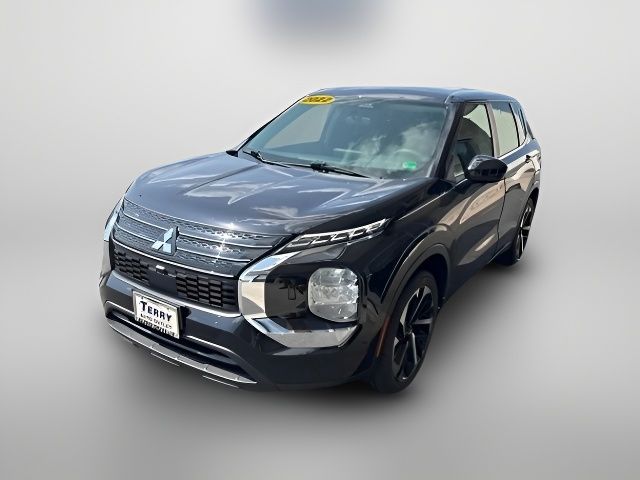 2022 Mitsubishi Outlander ES