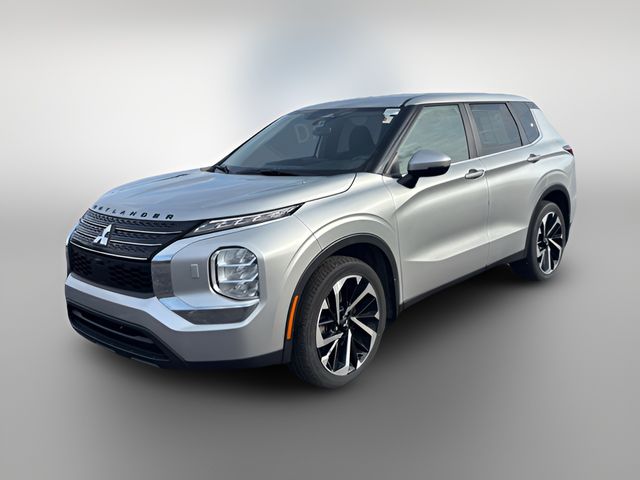 2022 Mitsubishi Outlander ES