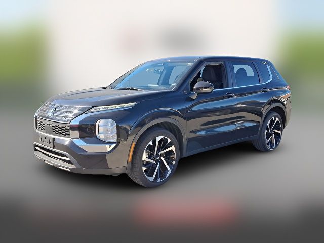 2022 Mitsubishi Outlander ES