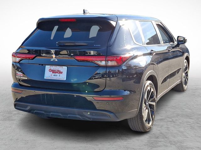 2022 Mitsubishi Outlander ES