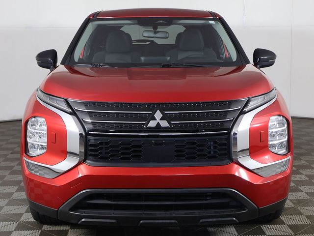 2022 Mitsubishi Outlander ES