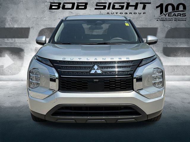 2022 Mitsubishi Outlander ES