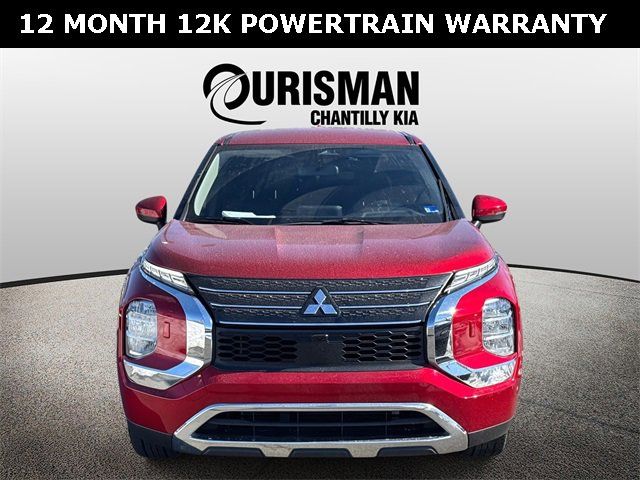 2022 Mitsubishi Outlander ES