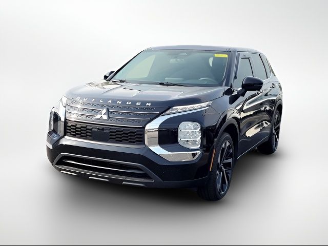 2022 Mitsubishi Outlander ES