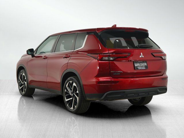 2022 Mitsubishi Outlander ES