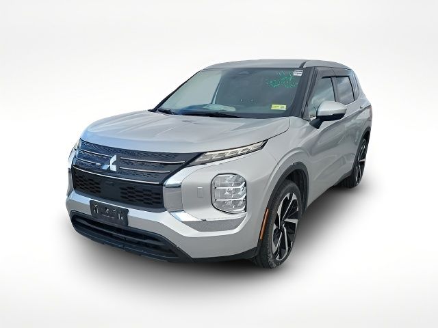 2022 Mitsubishi Outlander ES