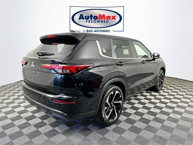 2022 Mitsubishi Outlander ES