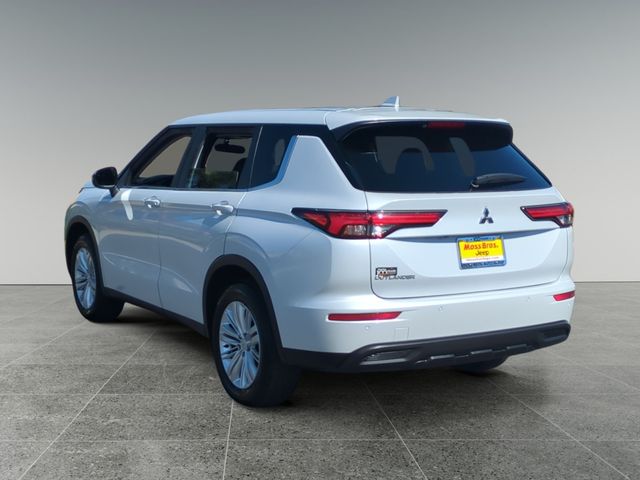 2022 Mitsubishi Outlander ES