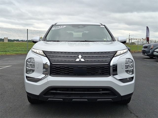 2022 Mitsubishi Outlander ES