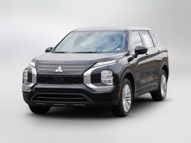 2022 Mitsubishi Outlander ES