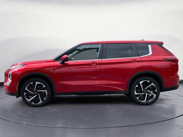 2022 Mitsubishi Outlander ES